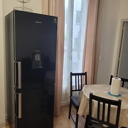 T2 Cosy La Defense Apartament *